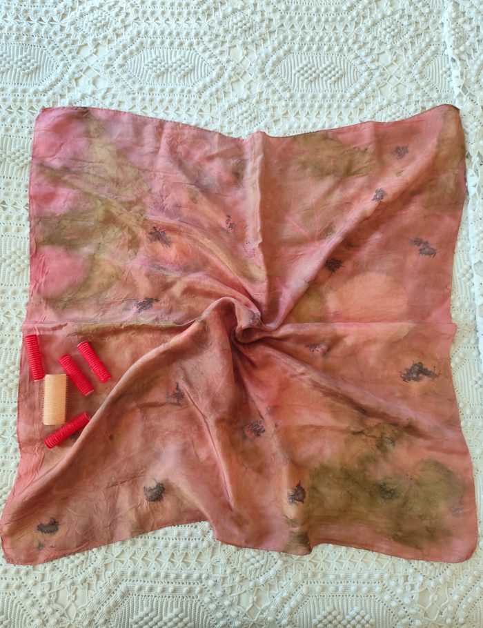 Silk scarf with natural dyes
