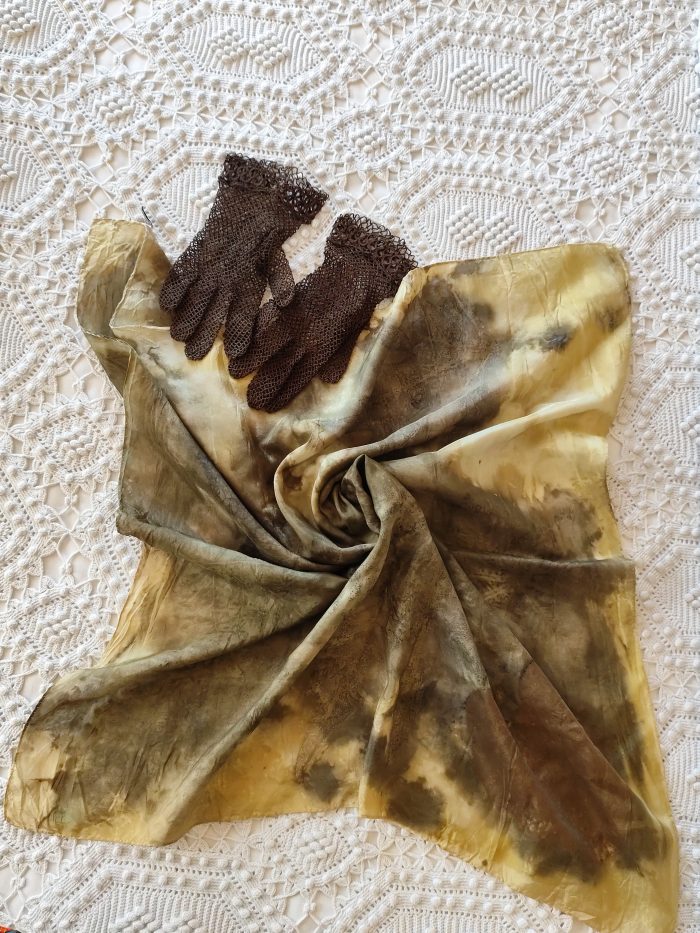 Silk scarf with natural dyes